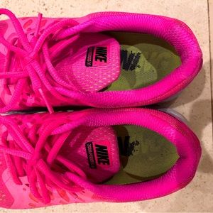 Nike Zoom Pegasus 31 running shoes